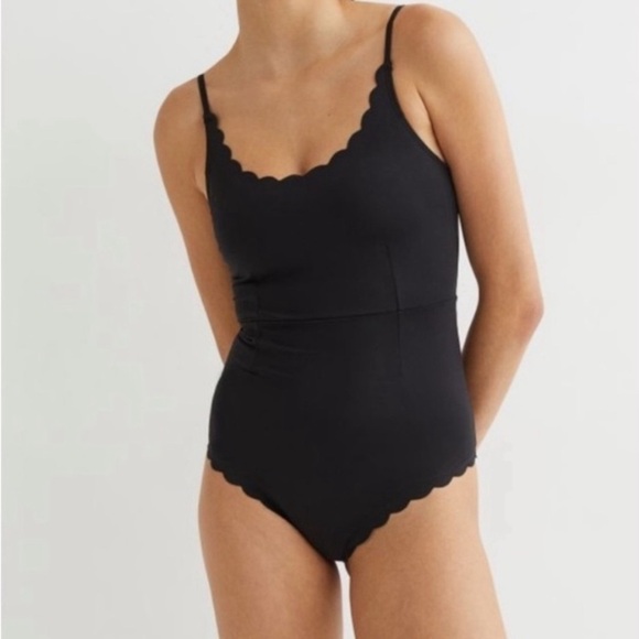 Swimwear 1p black 16 lightly padded H&M - Picture 3 of 9